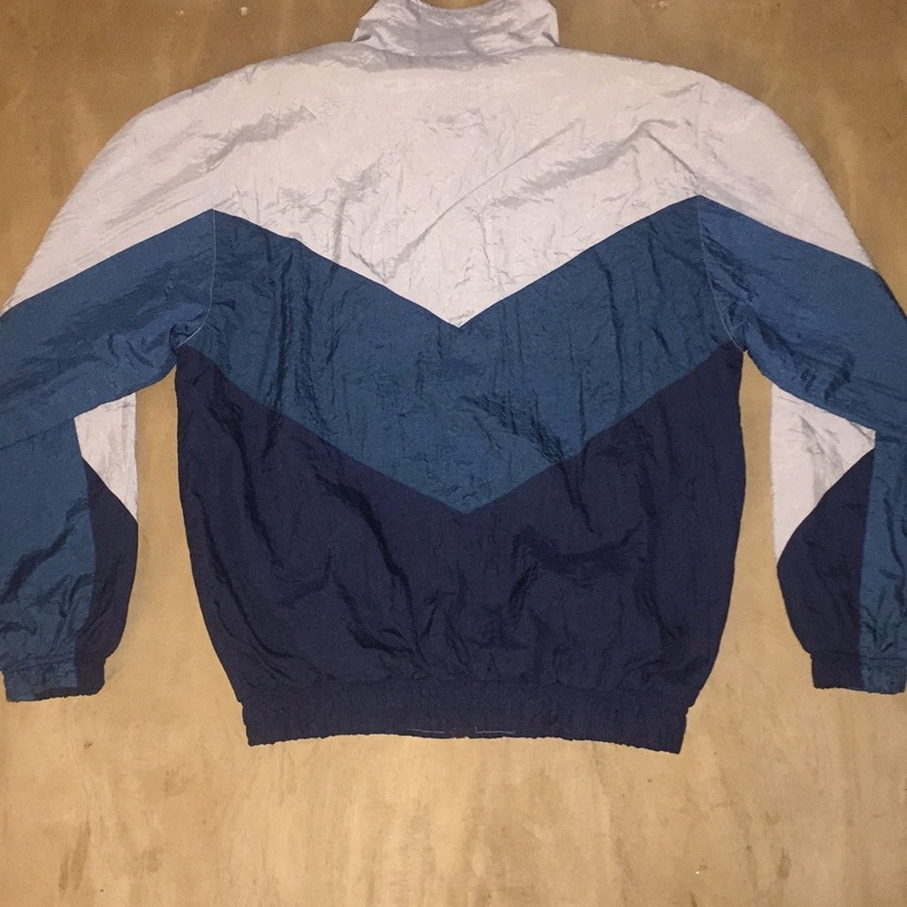 Windbreaker jacket - Picture 6 of 9